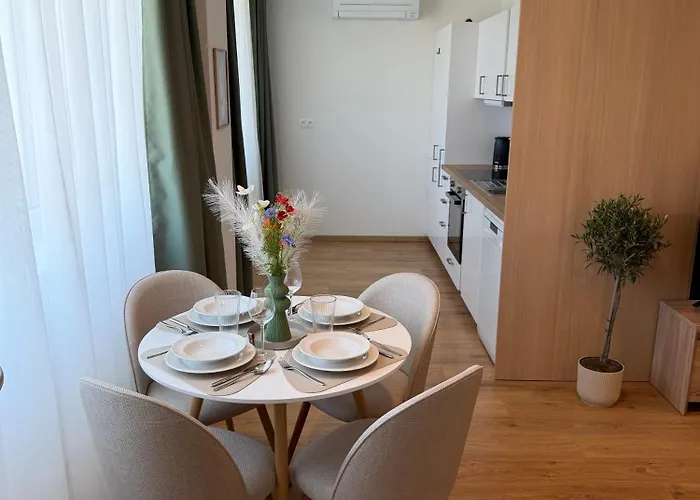 Bloom Olive Apartment *